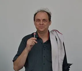 Грэм Харман