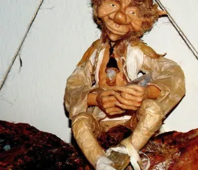 Кукла в виде дуэнде