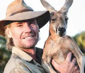 Австралиец Крис Барнс и его подопечный