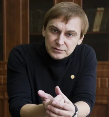 Андрей Макаров