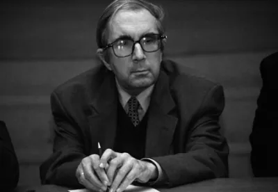 Сергей Сергеевич Аверинцев (10.12.1937–21.02.2004) — русский филолог, культуролог, византинист, переводчик, поэт.