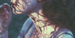 Что такое - привычка к потерям? Это  наслоение на душу множества маленьких смертей