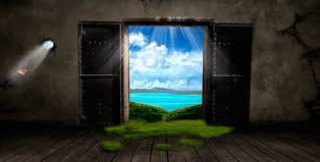 Иногда закрытая дверь - большая милость, чем открытая