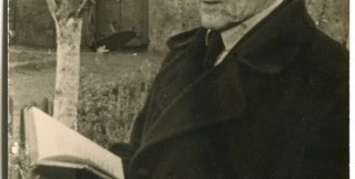 Требуется, чтоб я мусор, труху, сор вырабатывал, ерзац всякой да суррогат поставлял