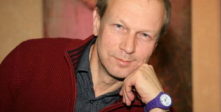 Что когда-то имело отношение к магическим заклинаниям, теперь применяется в рекламе и полит.лозунгах