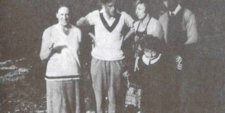 E. Извольская. С.Эфрон, М.Цветаева, Георгий Эфрон (Мур), К. Родзевич