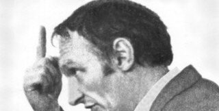 Деидеологизированное общество вообще не может ни существовать, ни развиваться