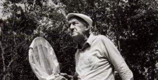 Это вроде какой-то мгновенной физической пустоты, куда устремляется, чтобы заполнить её, всё, что я люблю в мире