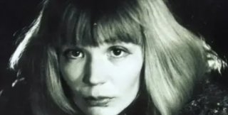 Надо посуду вымыть, а тянет разбить