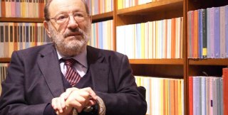 "Я не читал ни одной из этих книг. Иначе зачем мне их держать у себя?"