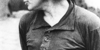 Знаете, для чего существуют поэты? 