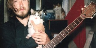 Здесь нельзя жить. Здесь можно только воевать, болеть, выживать...