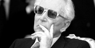 Как хозяин своей воли я - творец, как слуга своей совести я - творение