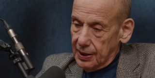 Индивидом рождаются. Личностью становятся. Индивидуальность отстаивают